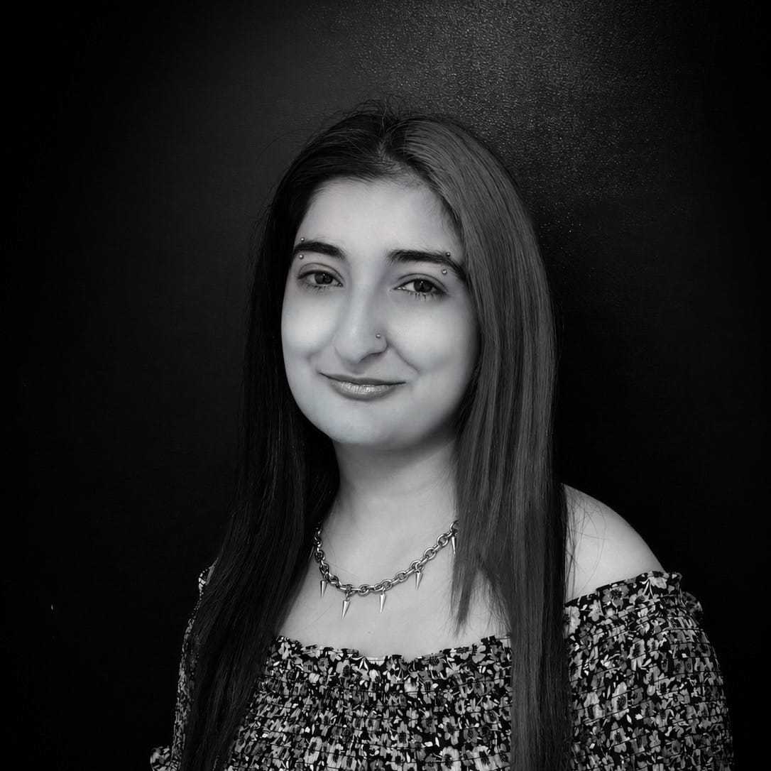 Portrait of Rabia Lodhi, a professional stylist at PR At Partners, showcasing their expertise and style.