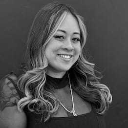 Portrait of Narisa Aguirrevalle, a professional stylist at PR At Partners, showcasing their expertise and style.