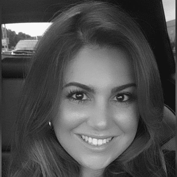 Portrait of Kati, a professional stylist at PR At Partners, showcasing their expertise and style.