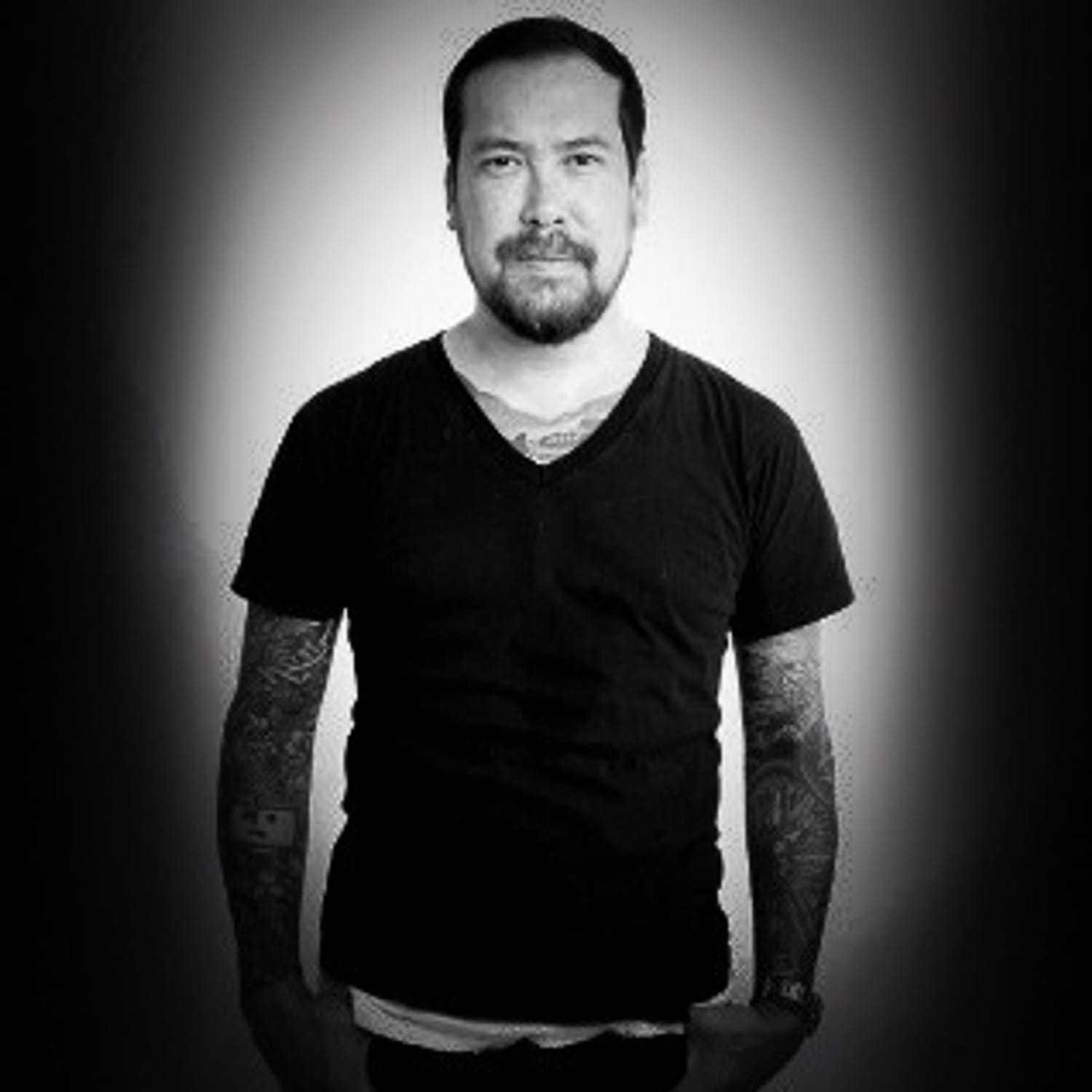 Portrait of Dave Akers, a professional stylist at PR At Partners, showcasing their expertise and style.