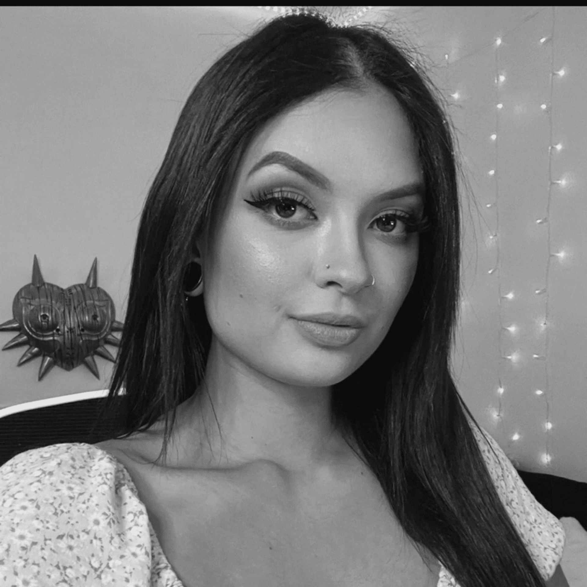 Portrait of Kara Hanlon, a professional stylist at PR At Partners, showcasing their expertise and style.