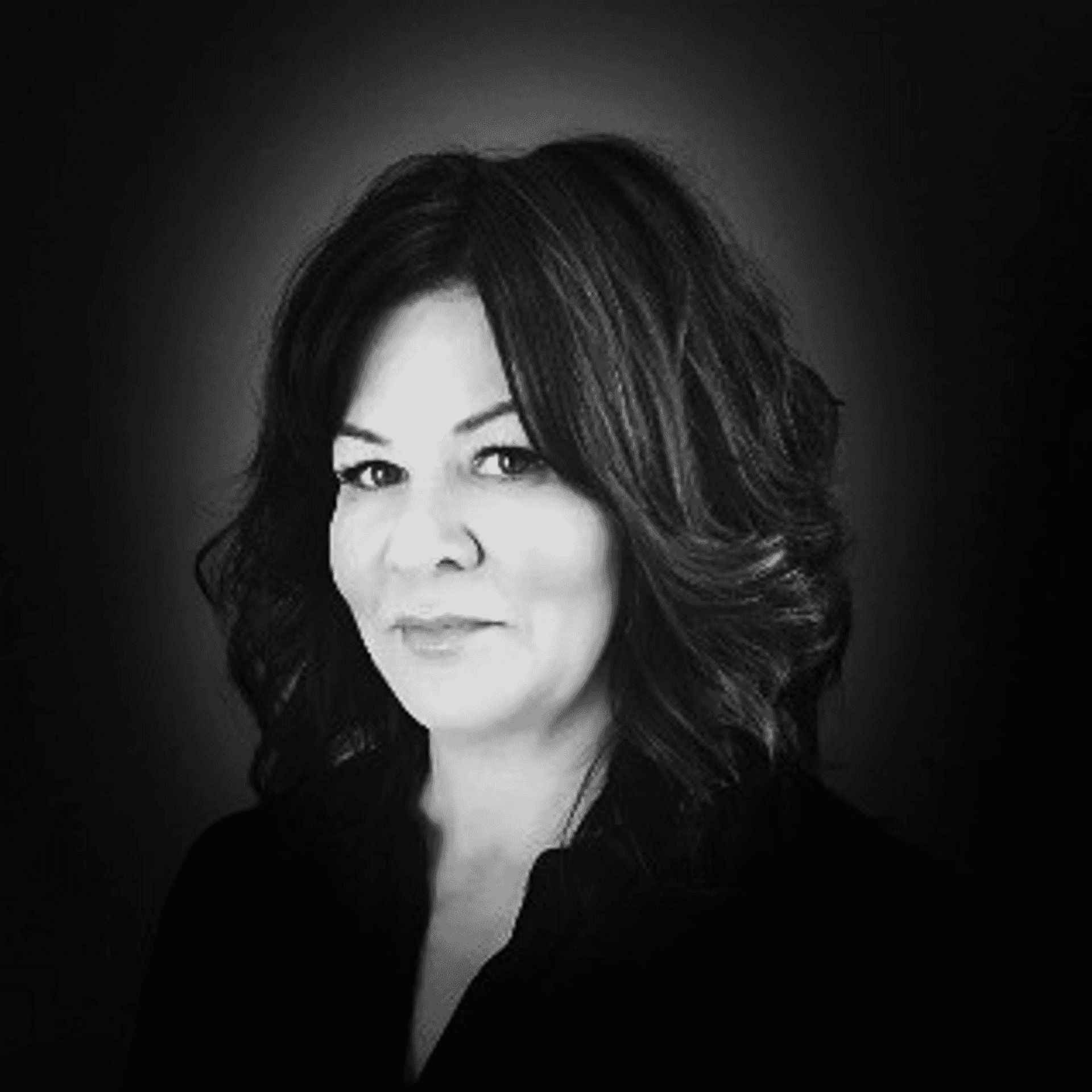 Portrait of Michelle Meunier, a professional stylist at PR At Partners, showcasing their expertise and style.