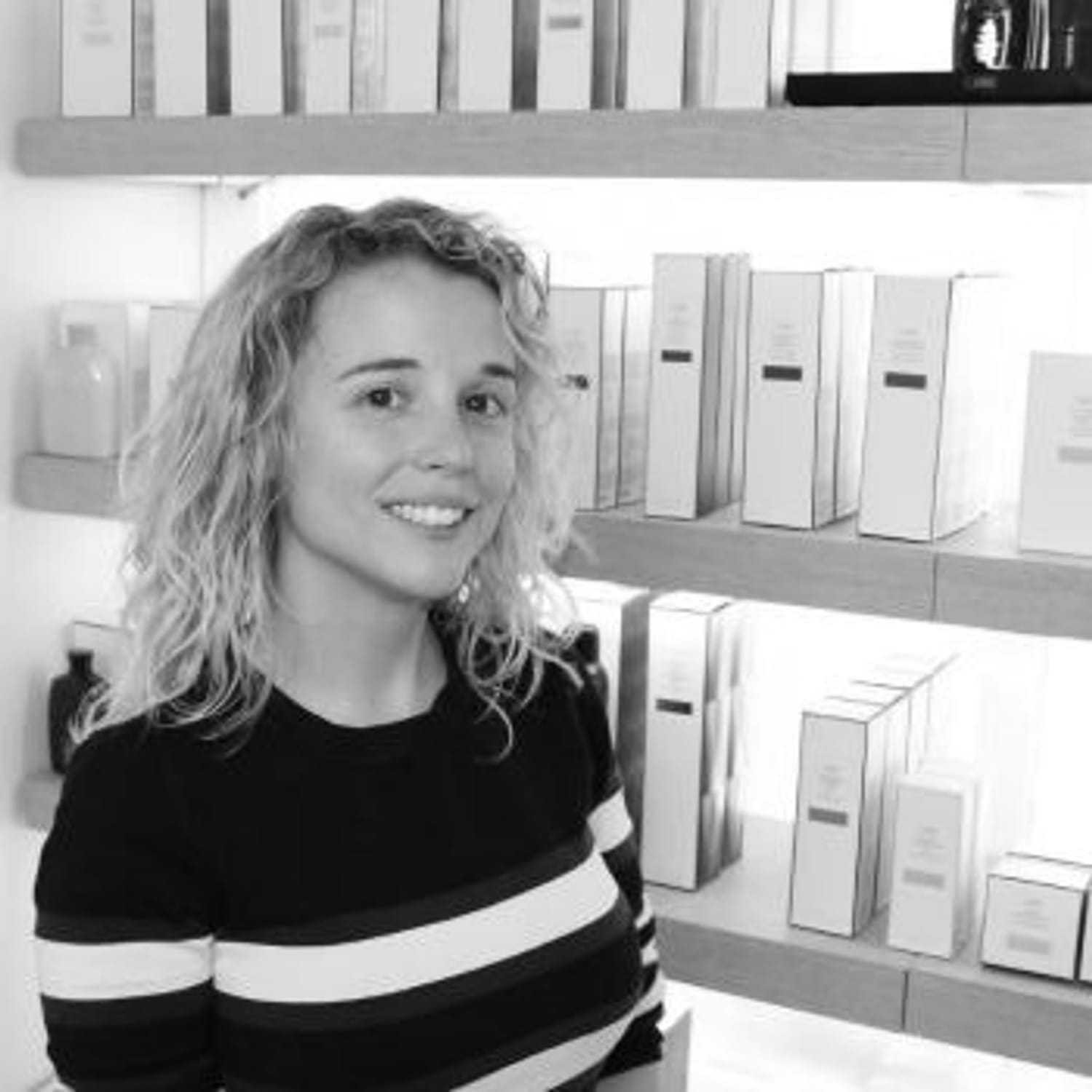 Portrait of Cherie, a professional stylist at PR At Partners, showcasing their expertise and style.