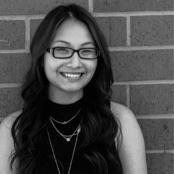 Portrait of Tara Stallings, a professional stylist at PR at Partners, showcasing their expertise and style.