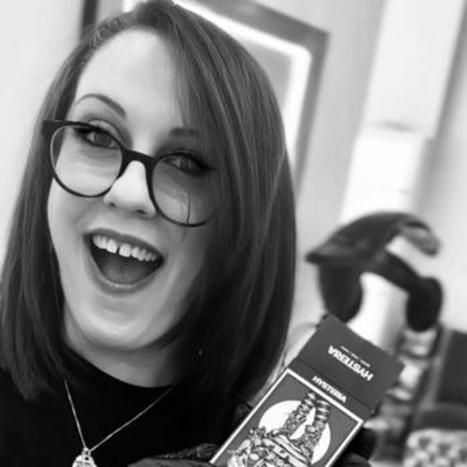 Portrait of Lauren, a professional stylist at PR At Partners, showcasing their expertise and style.