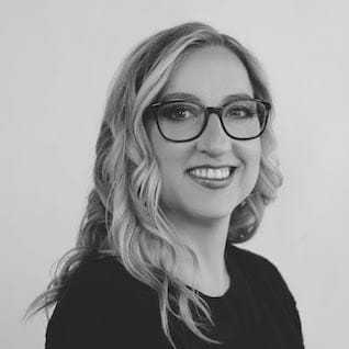 Portrait of Renata McLaughlin, a professional stylist at PR At Partners, showcasing their expertise and style.