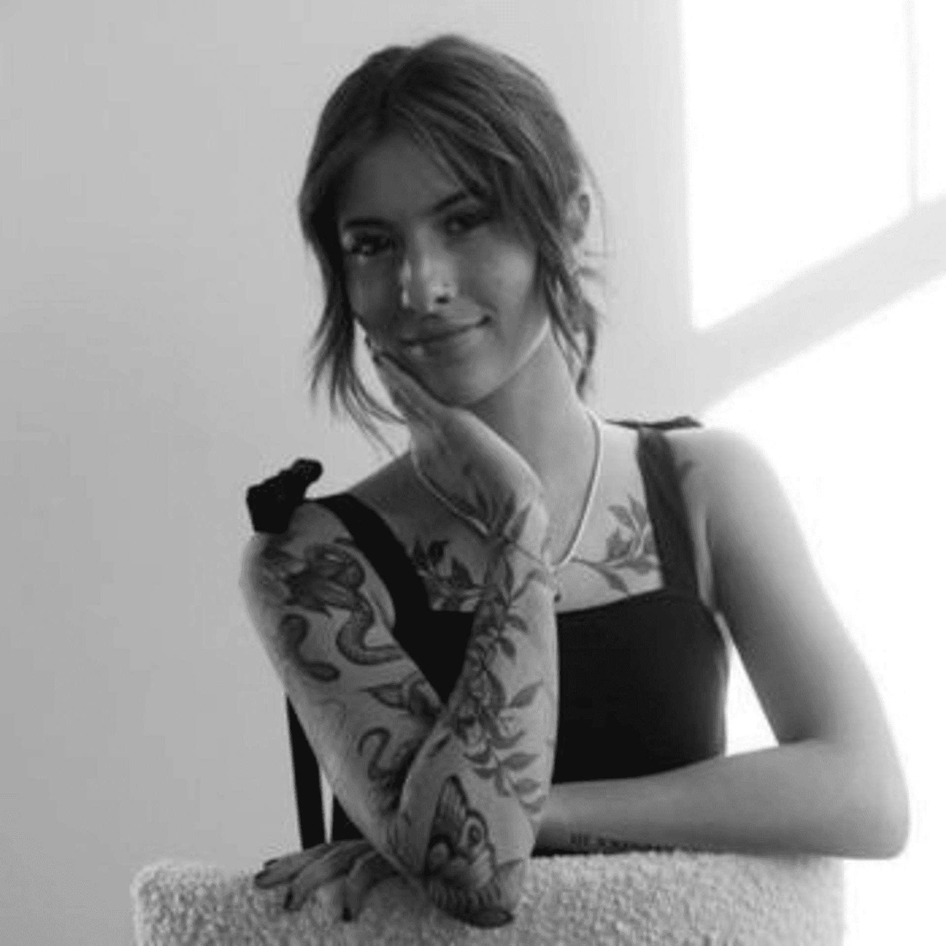 Portrait of Sofia Lambert, a professional stylist at PR At Partners, showcasing their expertise and style.