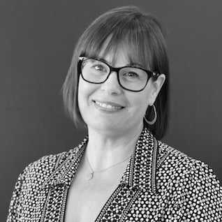 Portrait of Emma Day, a professional stylist at PR at Partners, showcasing their expertise and style.