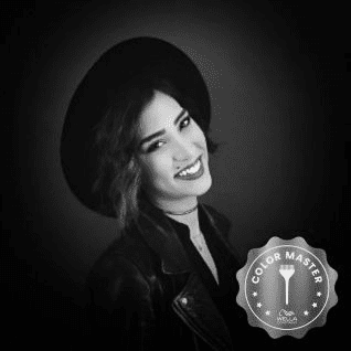 Portrait of Shannon, a professional stylist at PR at Partners, showcasing their expertise and style.