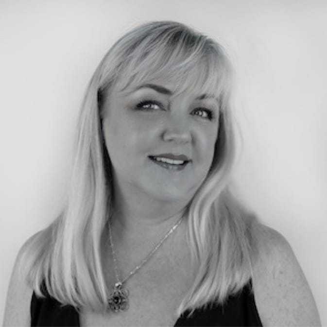 Portrait of Jennifer Kesler, a professional stylist at PR At Partners, showcasing their expertise and style.